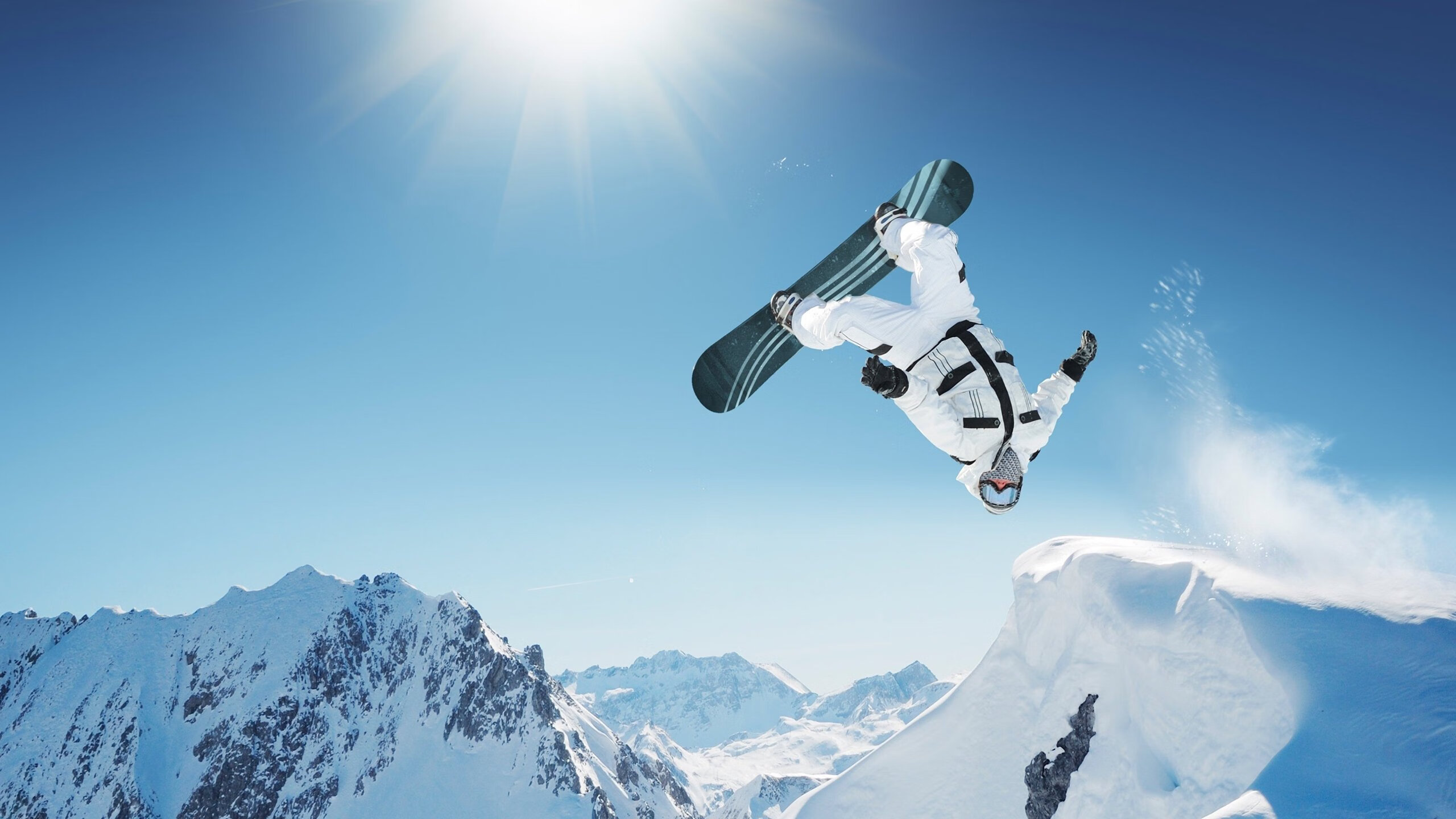 九游体育电竞-_极限耐力长跑：天灾中突破自我_，耐力跑时出现极限的正确处理方法是站立不动对吗